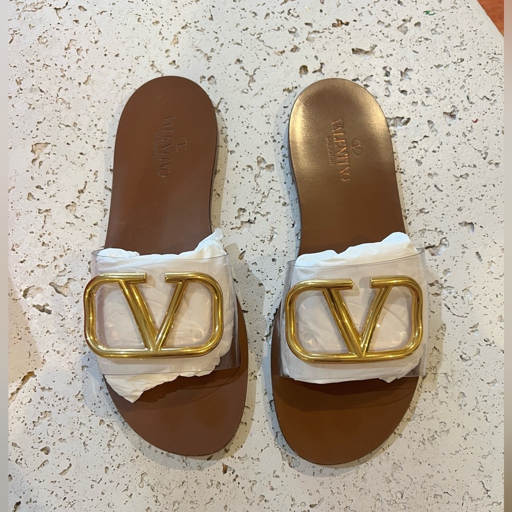 Valentino Garavani Vlogo Sandal